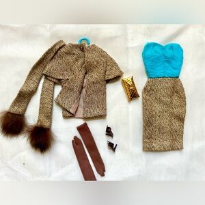 Gold ‘n Glamor, 1647 vintage Barbie Doll outfit